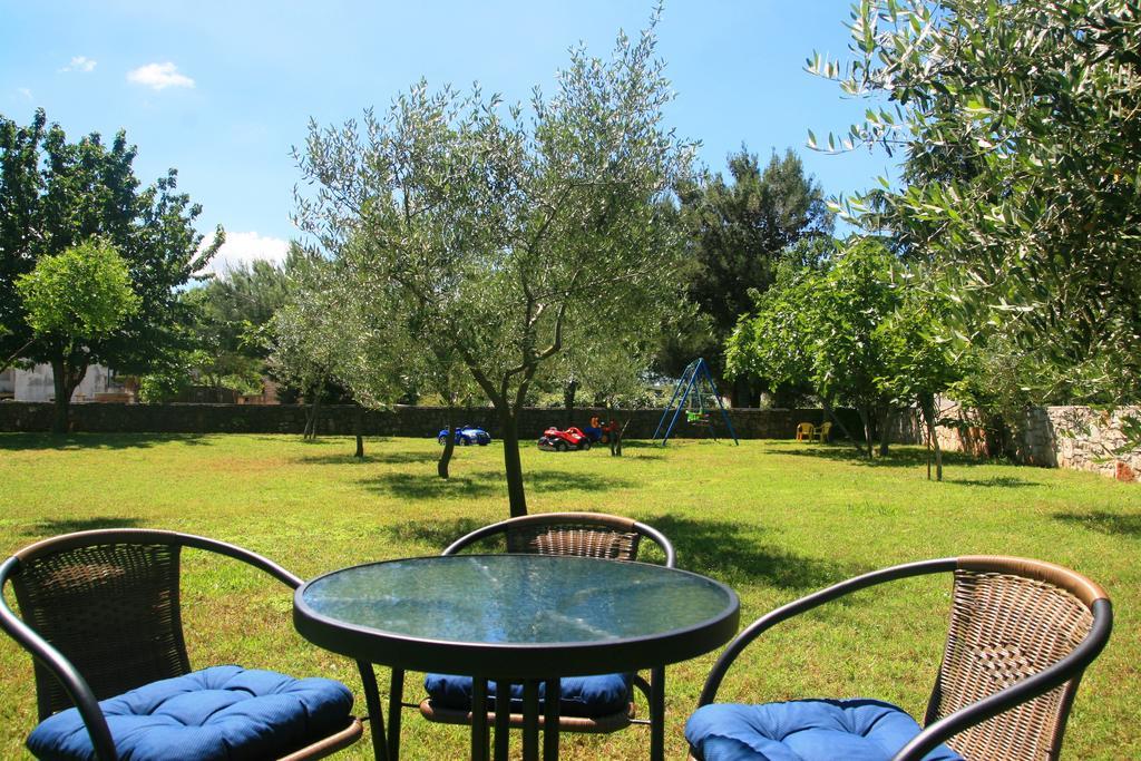 Sveti Lovreč Pazenatički Korsa Apartment מראה חיצוני תמונה