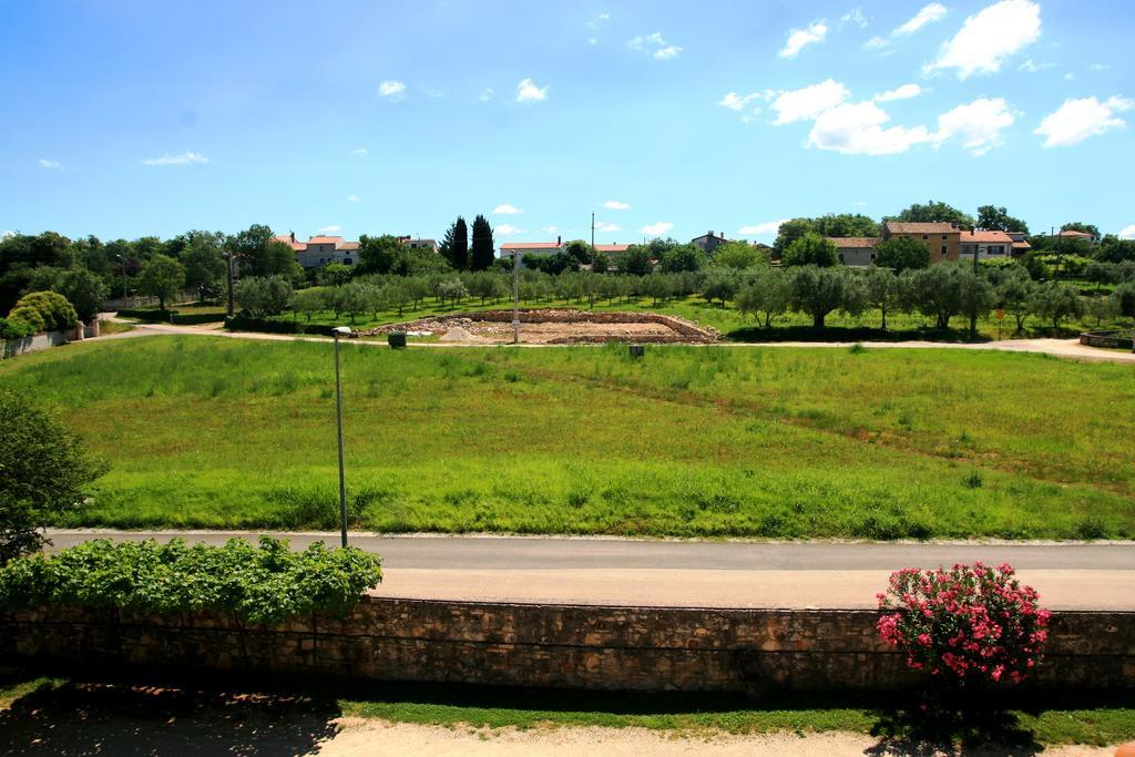 Sveti Lovreč Pazenatički Korsa Apartment מראה חיצוני תמונה