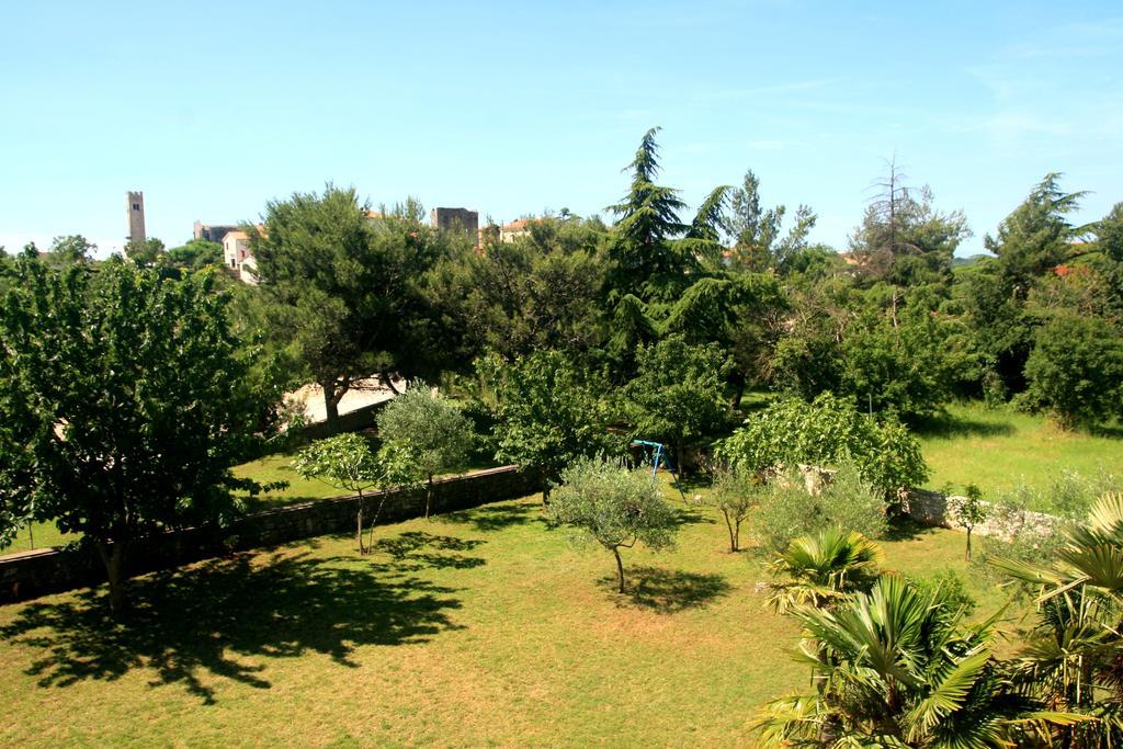 Sveti Lovreč Pazenatički Korsa Apartment מראה חיצוני תמונה